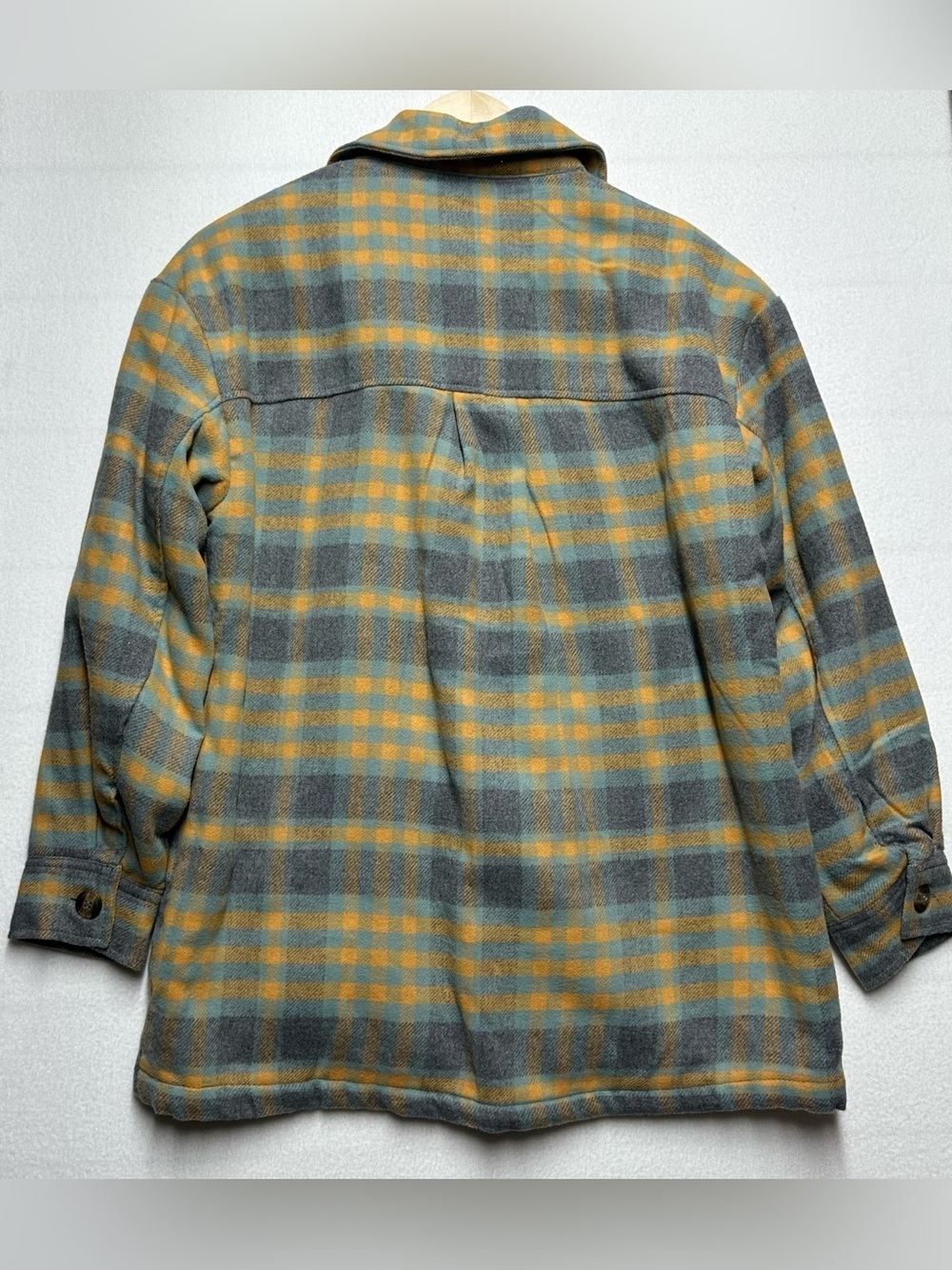 Love Tree NWT Plaid Sherpa Lined Shacket Jacket Oversized Small Green Mustard - Picture 6 of 6